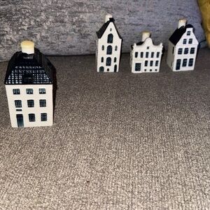 KLM Blue Delft House #55 Bols Amsterdam 1575 Miniature Liquor Bottle Sealed 2017